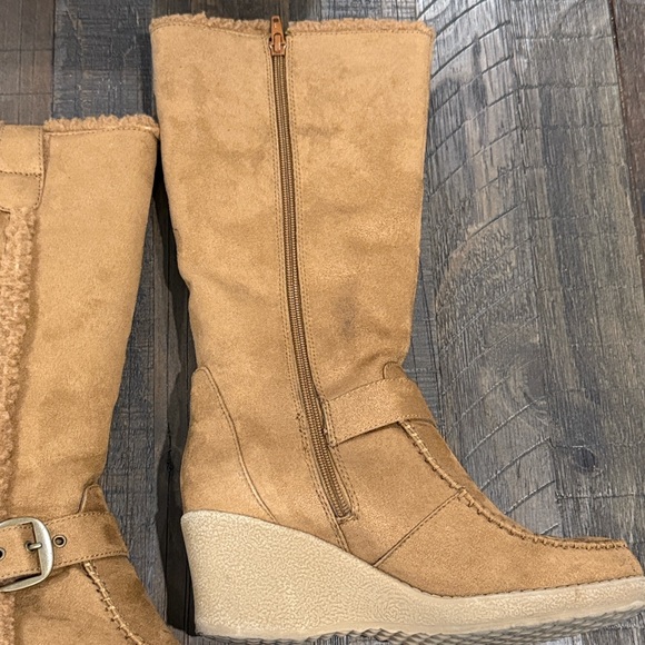 Connie Snip Tan Suede Boots Wedge Heel Faux Fur Wool Lined Zipper 7 - Picture 9 of 16